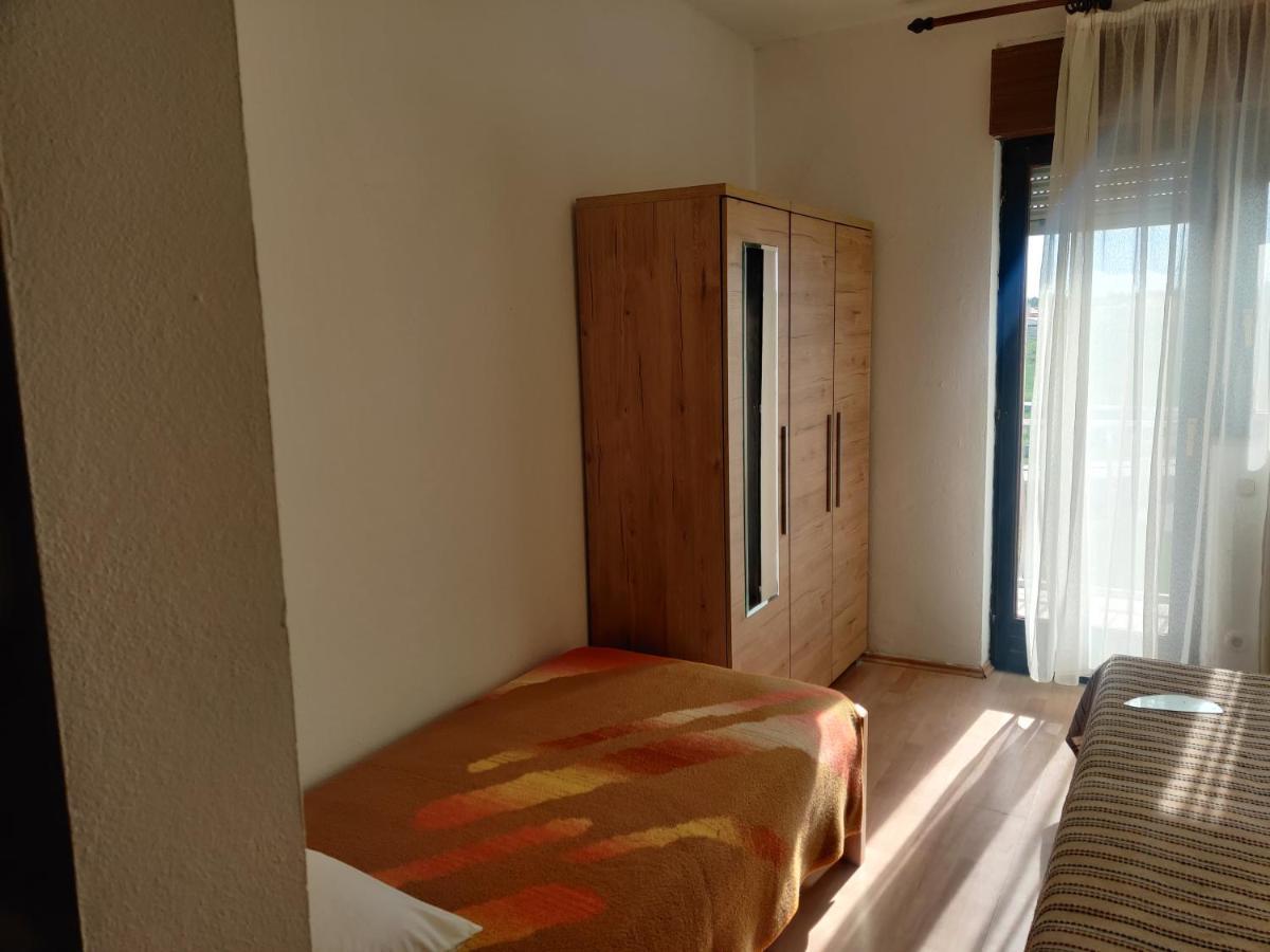 Apartmani Tina Nin Exterior foto